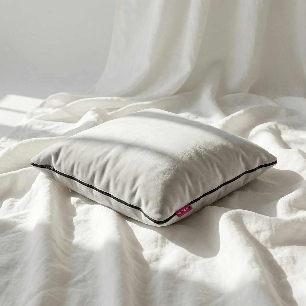 مخده مايكروفايبر ثلاثيه