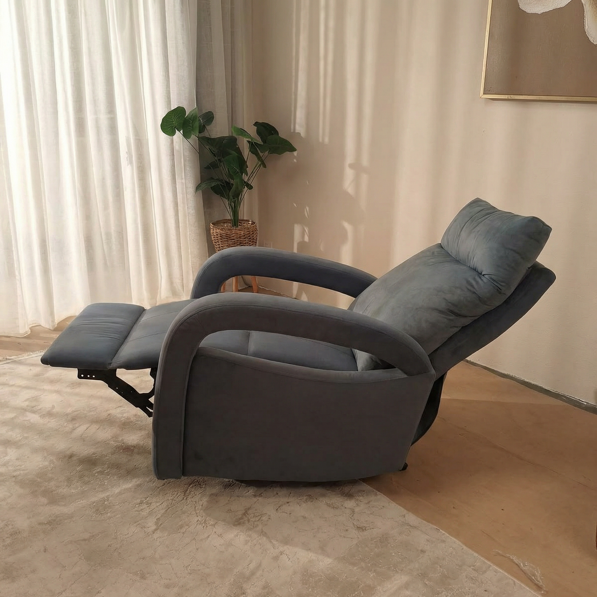 SoftArc Recliner